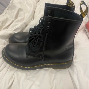 Dr Marten 1460 women boot